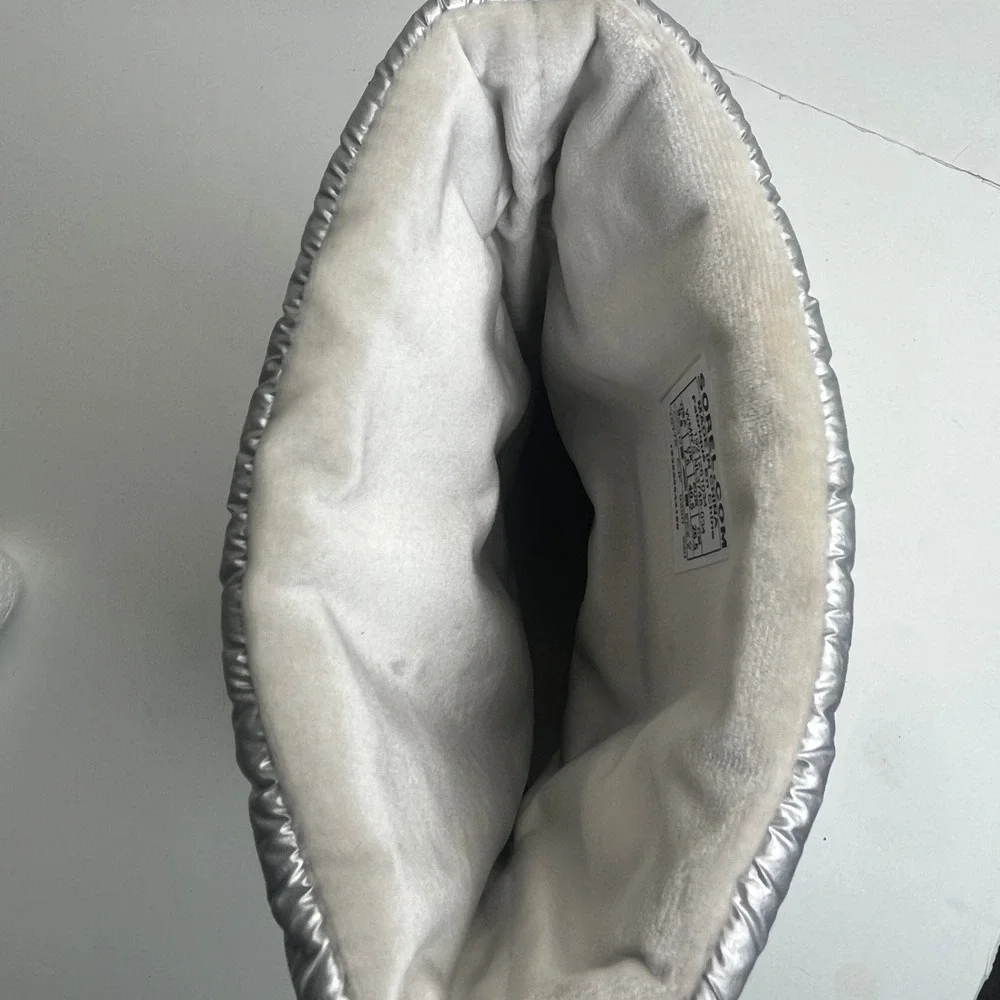 Sorel Waterproof Metallic Silver Puffer Snow Boots‎ Womens 9.5 Après Ski Y2K